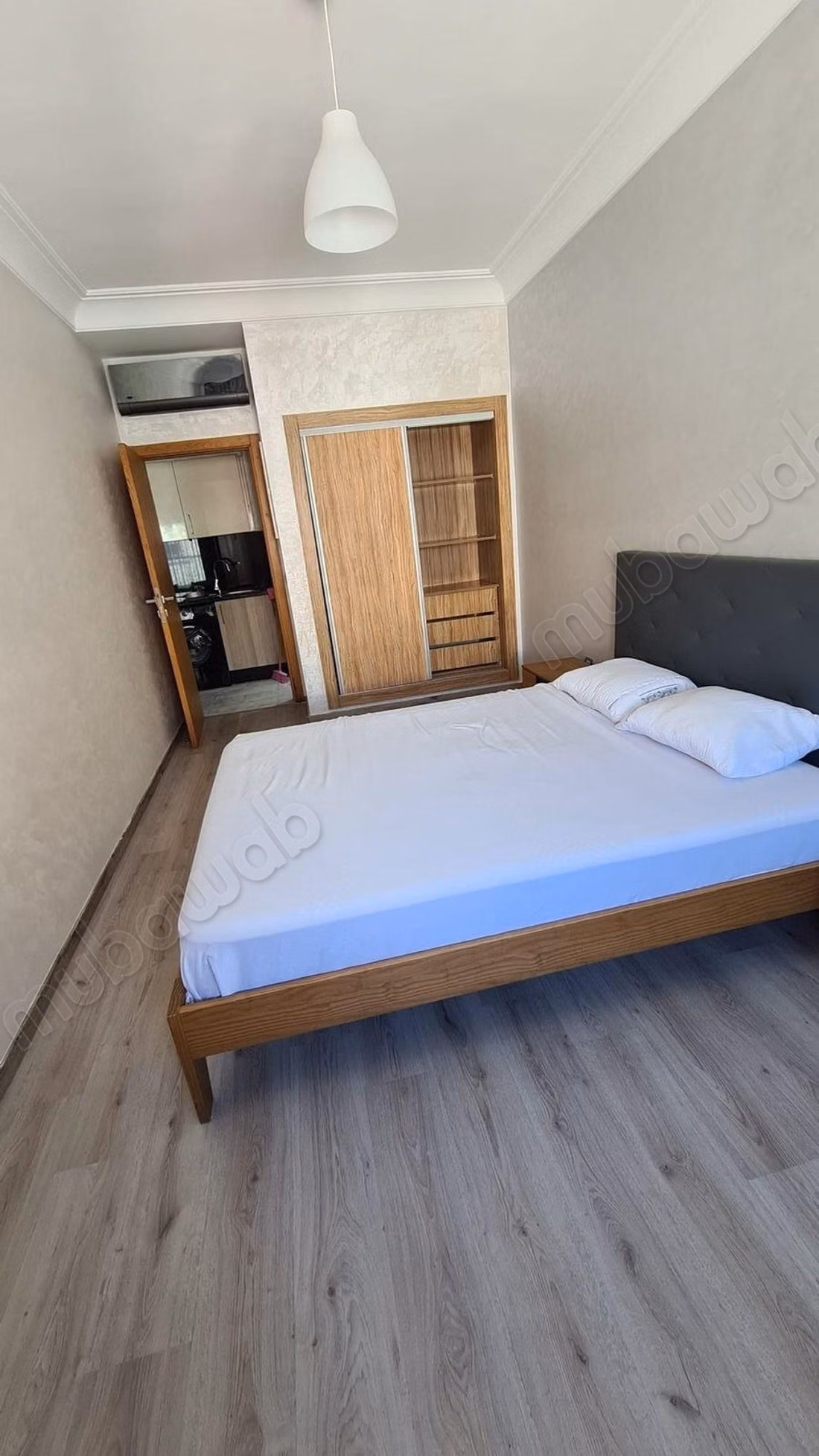 Appartement à louer en Centre Ville. 
Surface totale 60 m². 
Bien meublé