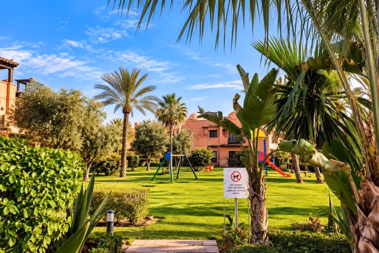 Duplex 3 chambres rooftop – Golf Atlas
