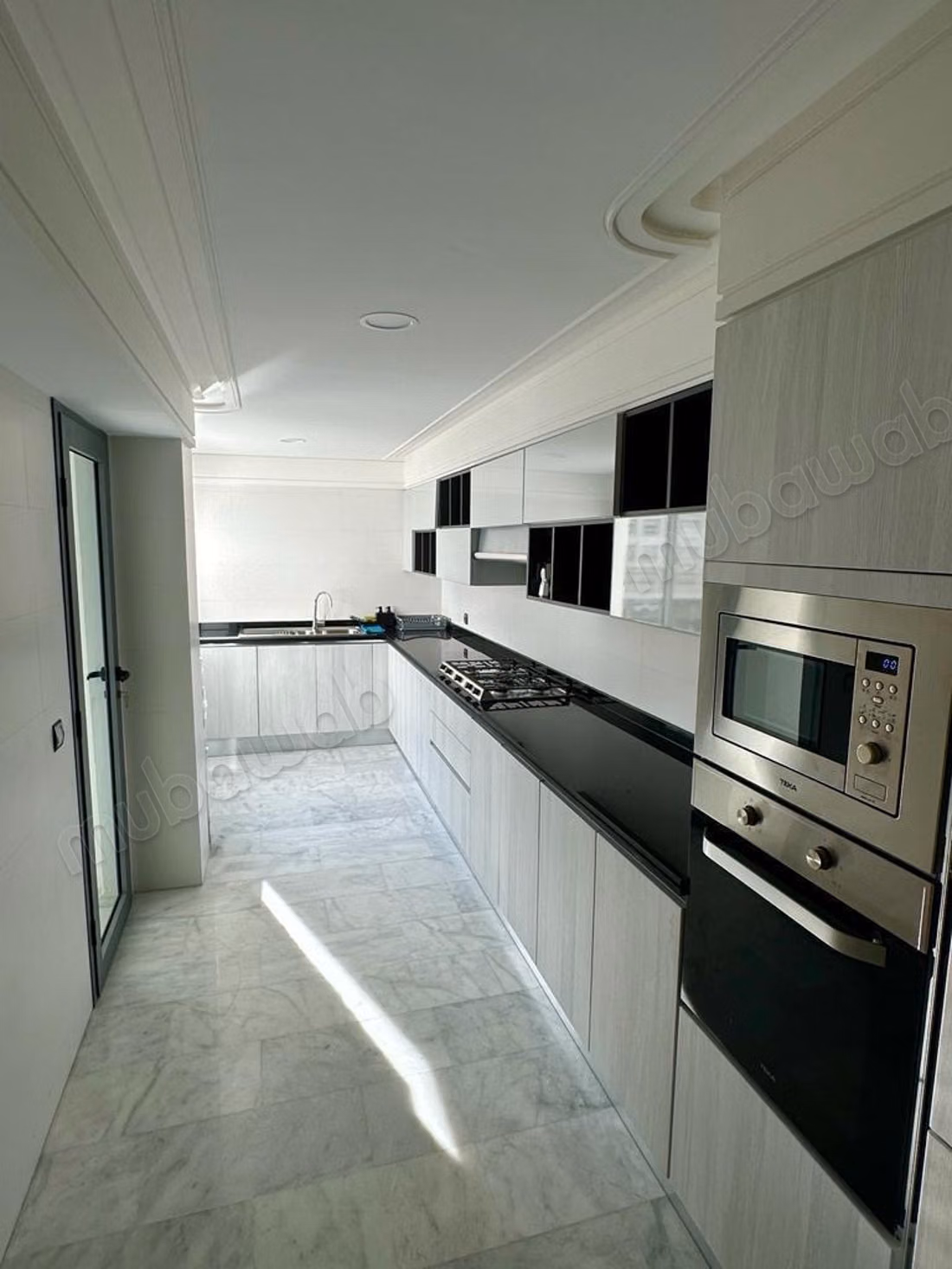 Appartement à louer à Administratif. 3 chambres agréables. Meublé