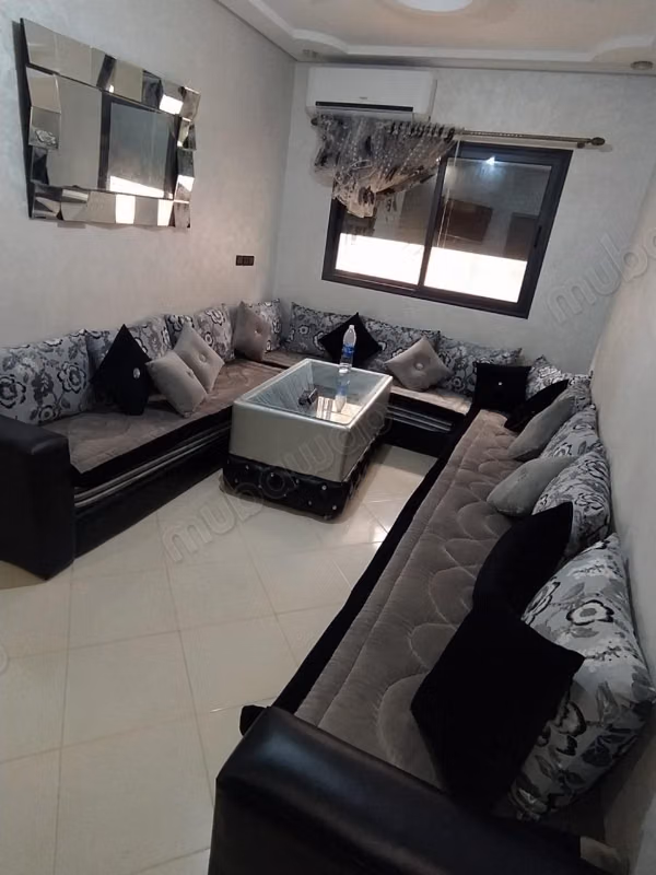 Bel appartement à vendre à Marjan. 3 pièces magnifiques. Meublé