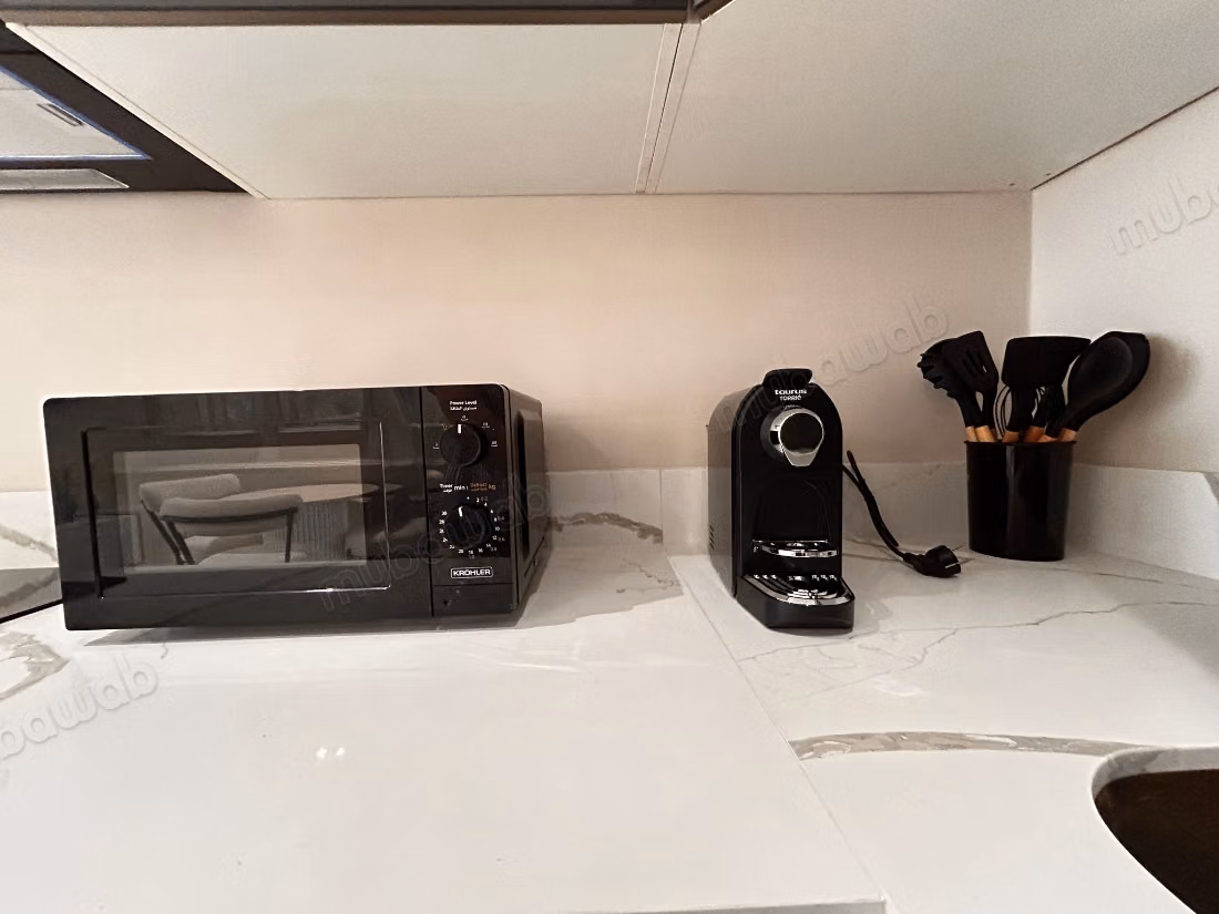 Studio Moderne à Louer à CFC