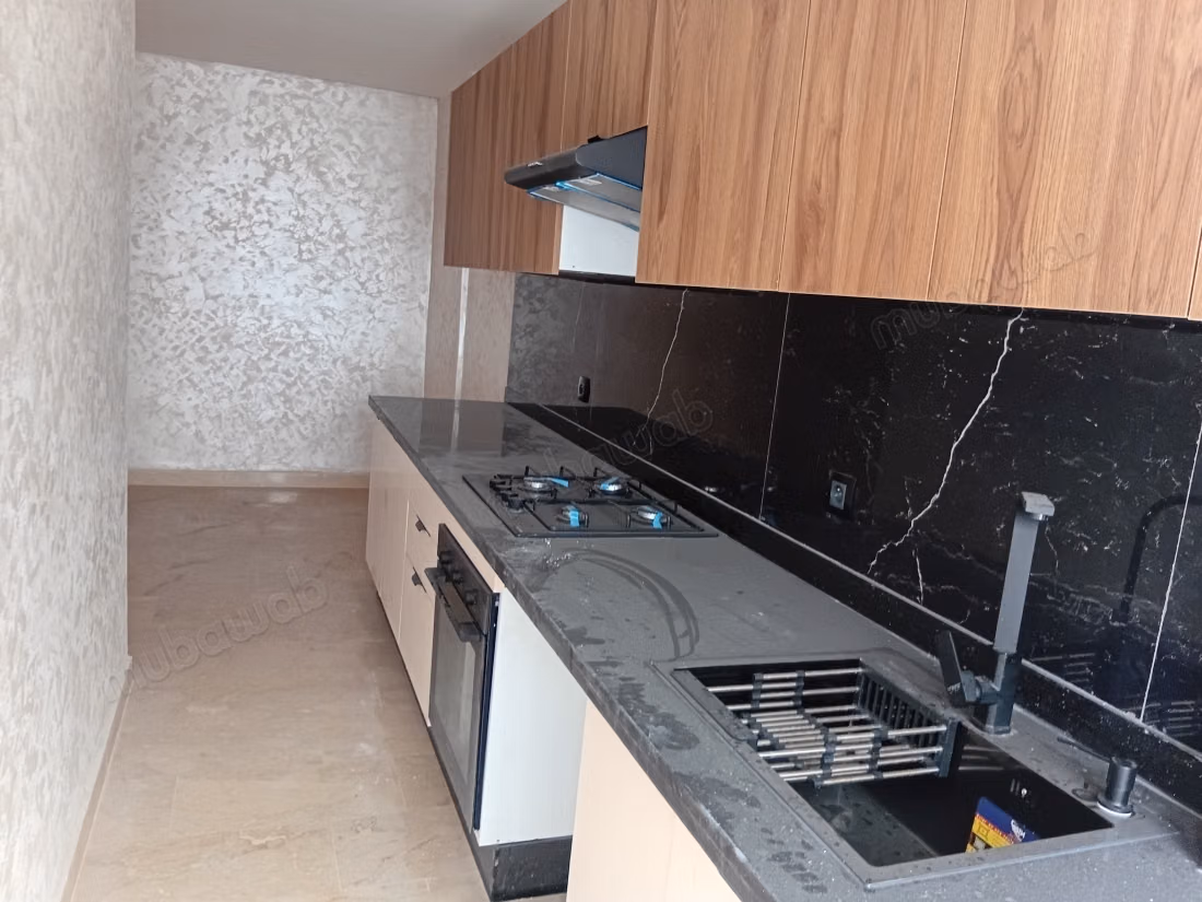 Appartement te huur nabij ziekenhuis Cheikh Khalifa