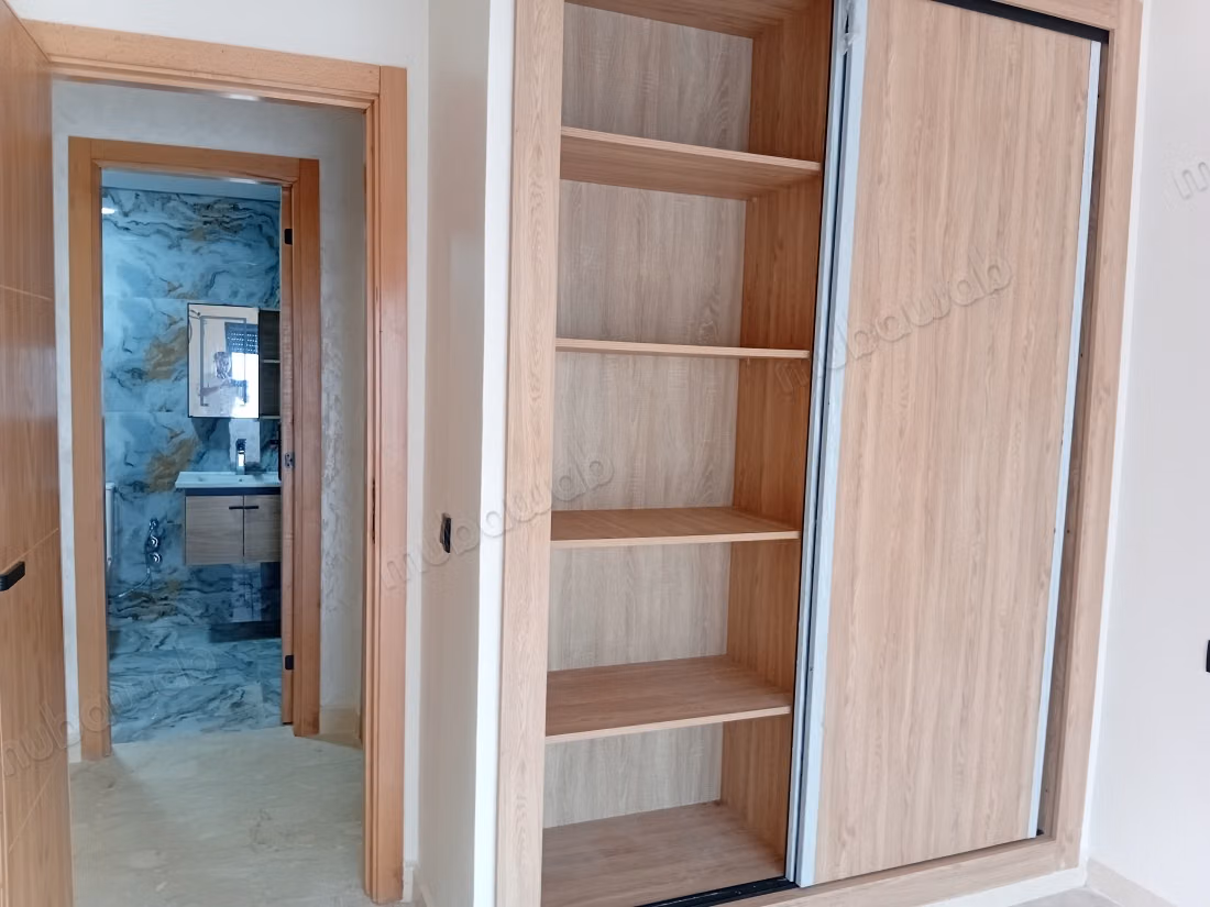Appartement te huur nabij ziekenhuis Cheikh Khalifa
