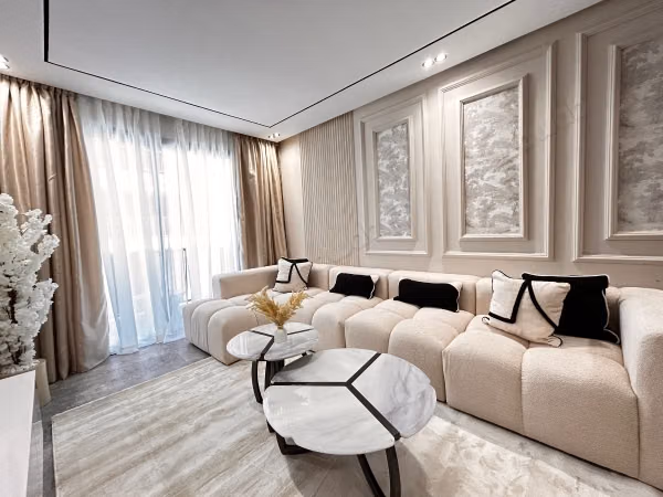 Studio Moderno in Affitto a CFC
