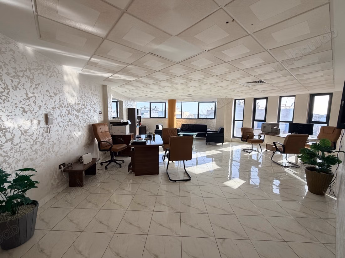 À louer – Deux bureaux mitoyens au centre de Kénitra