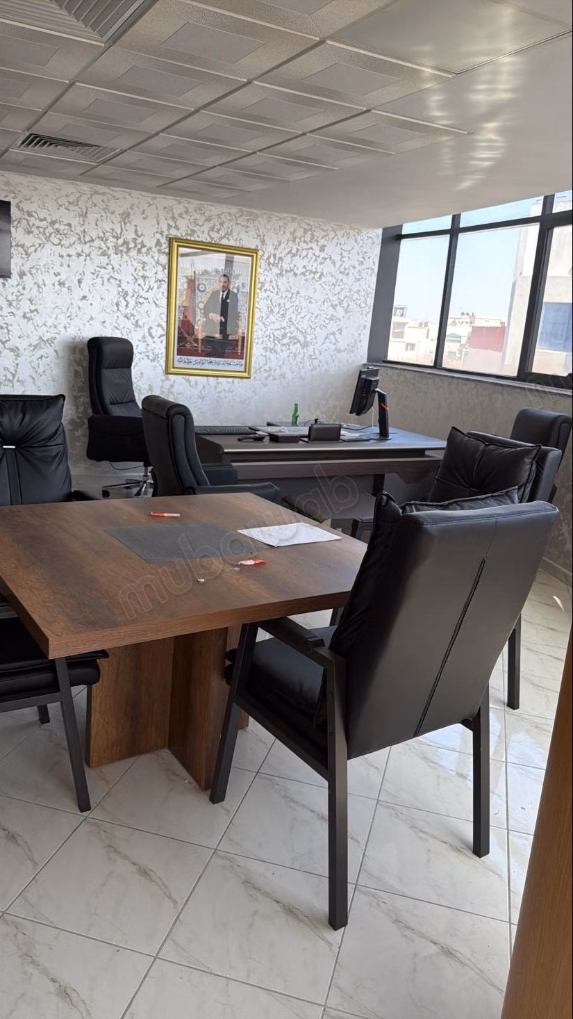 À louer – Deux bureaux mitoyens au centre de Kénitra