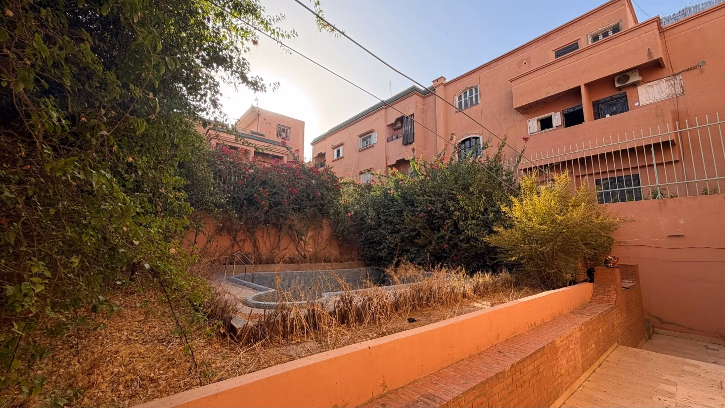Villa à vendre 384 m² 
marrakech amerchich