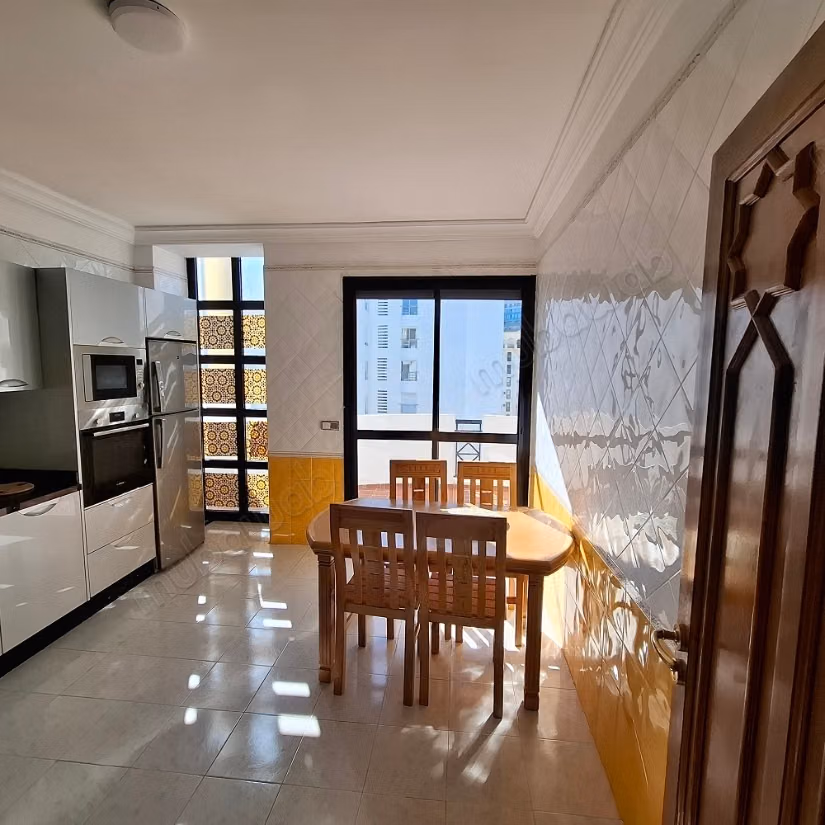 Appartement meublé sur la corniche à louer