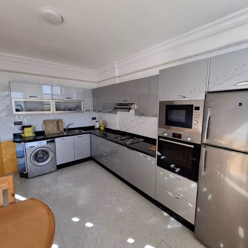 Appartement meublé sur la corniche à louer