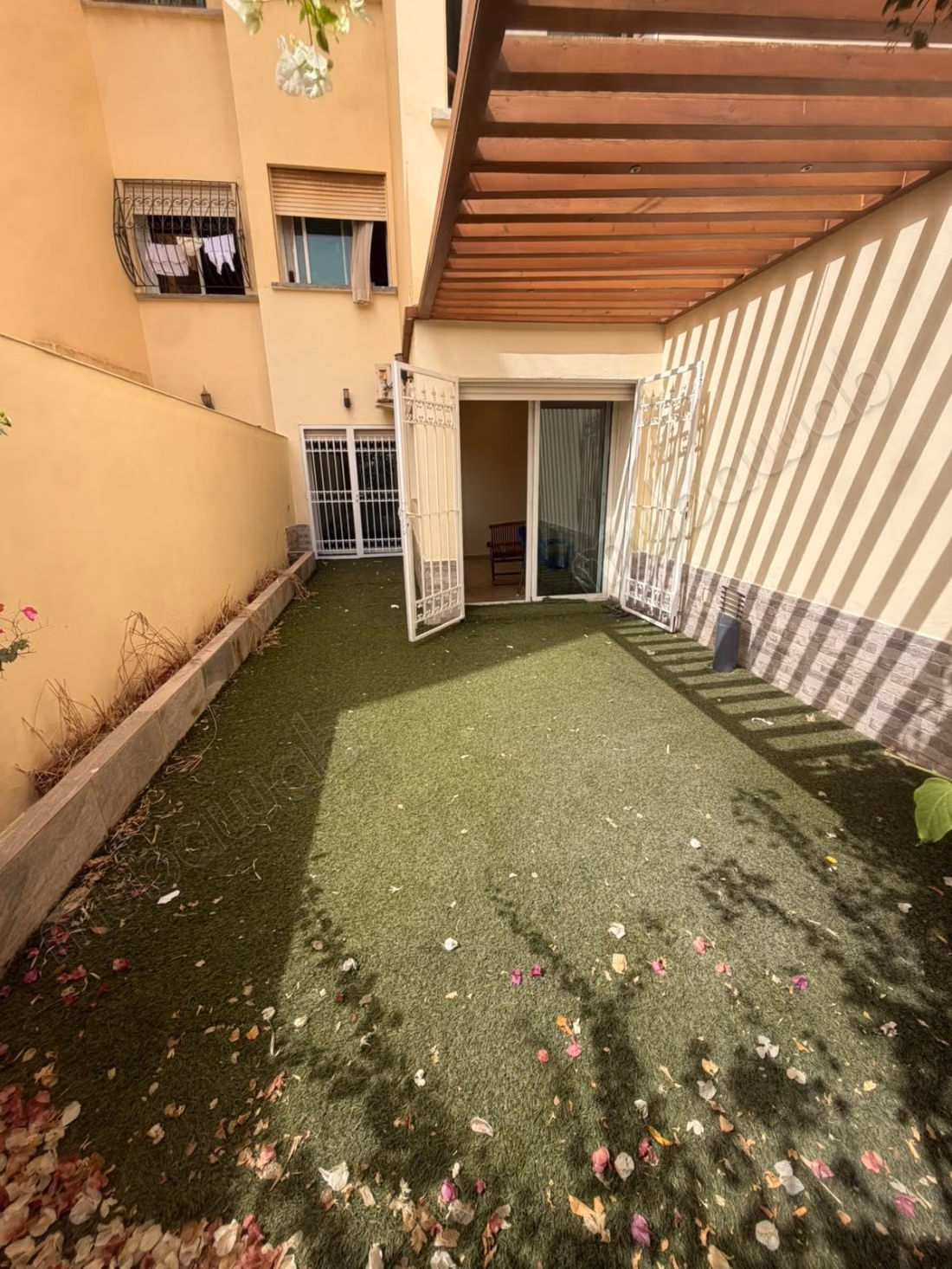 Vente Appart 2 chambres 2 salons Grande Terrasse — 3