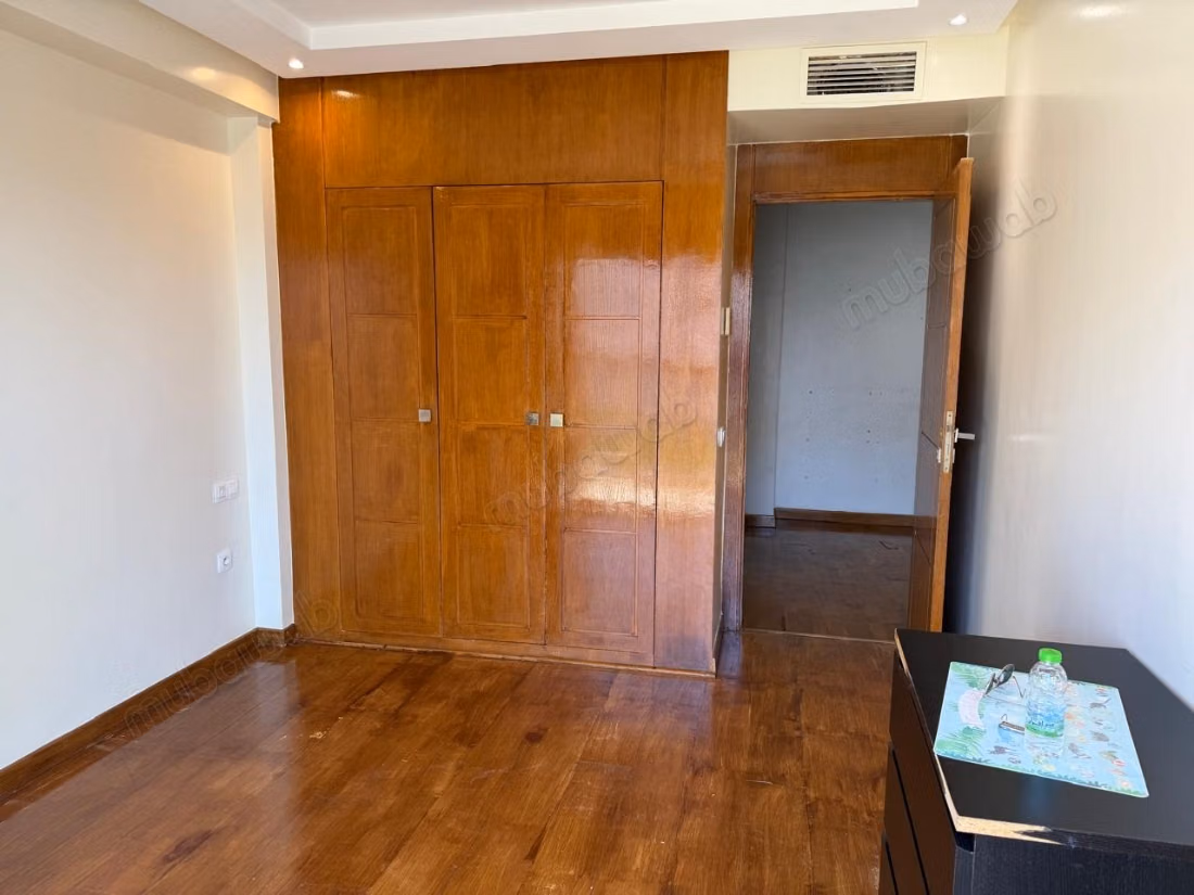 Duplex 4chambres a coucher au parc