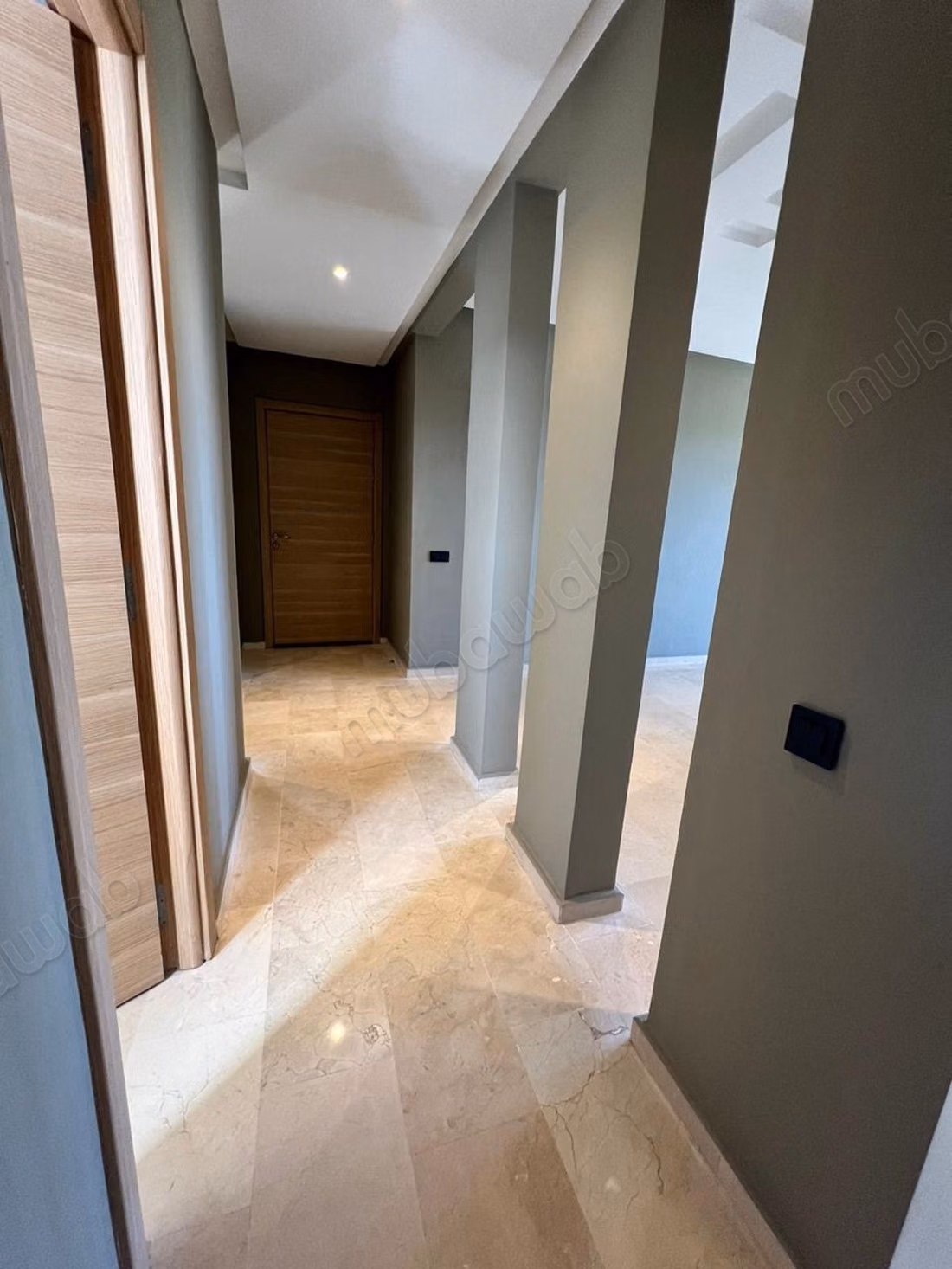 Sale of a beautiful apartment in Bouskoura. Area 101 m². Secure residence