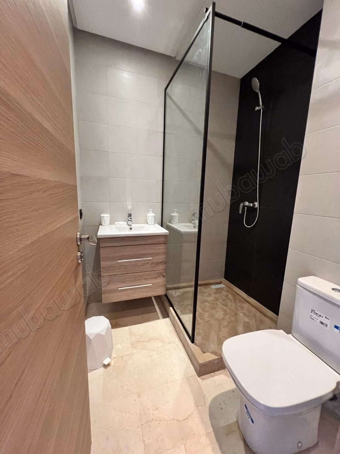 Sale of a beautiful apartment in Bouskoura. Area 101 m². Secure residence