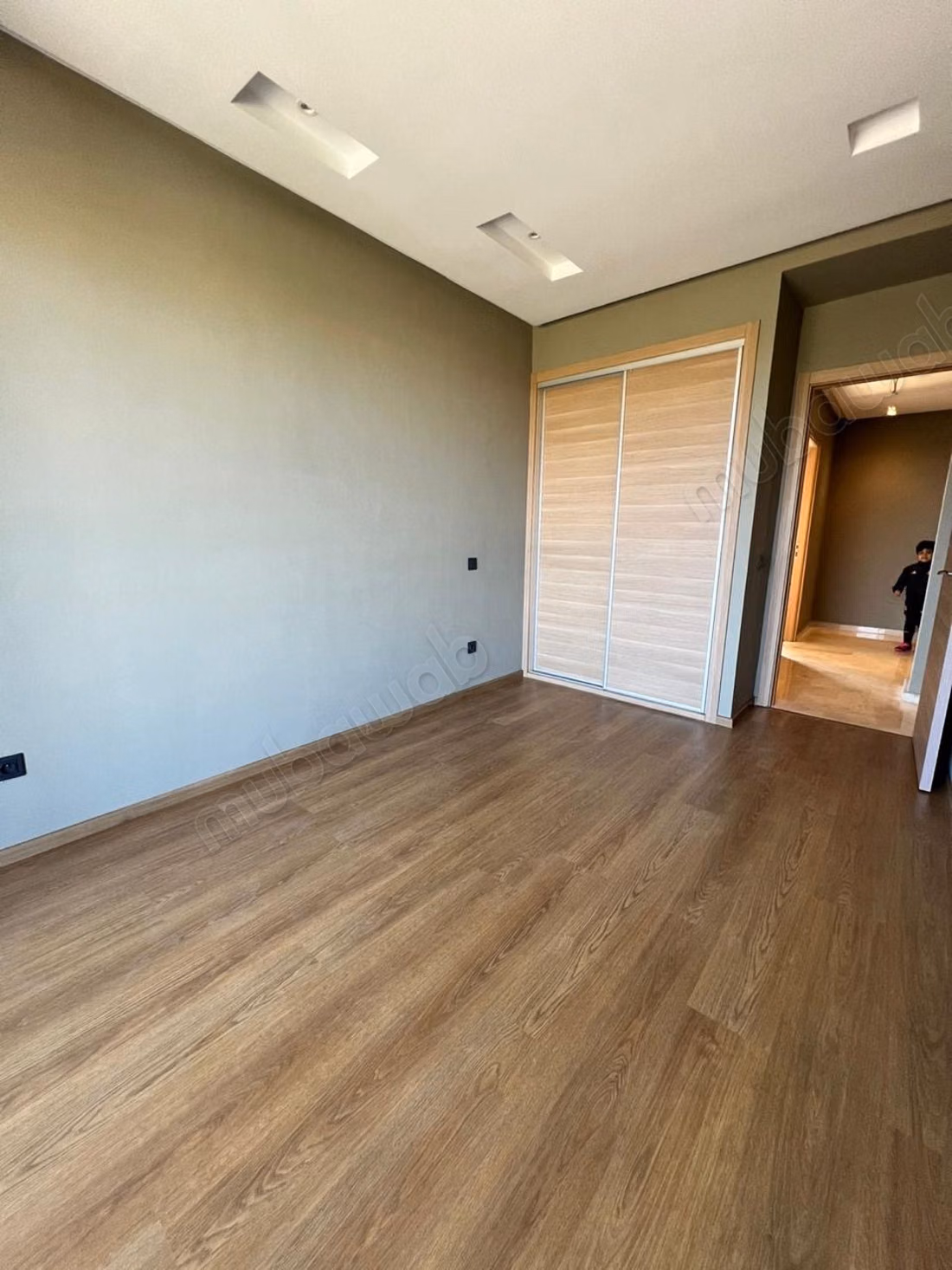 Sale of a beautiful apartment in Bouskoura. Area 101 m². Secure residence