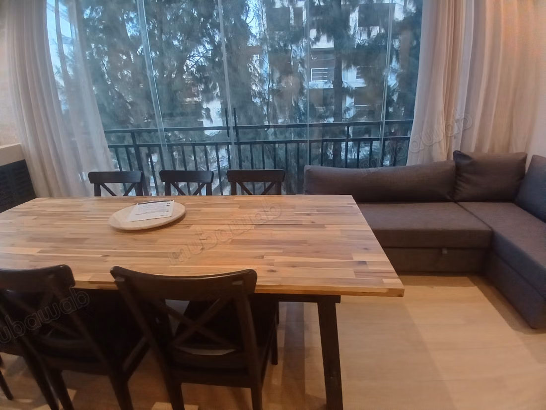 Bellissimo appartamento in affitto a Souissi. 2 camere da letto confortevoli. Salotto tipico marocchino, residenza sicura