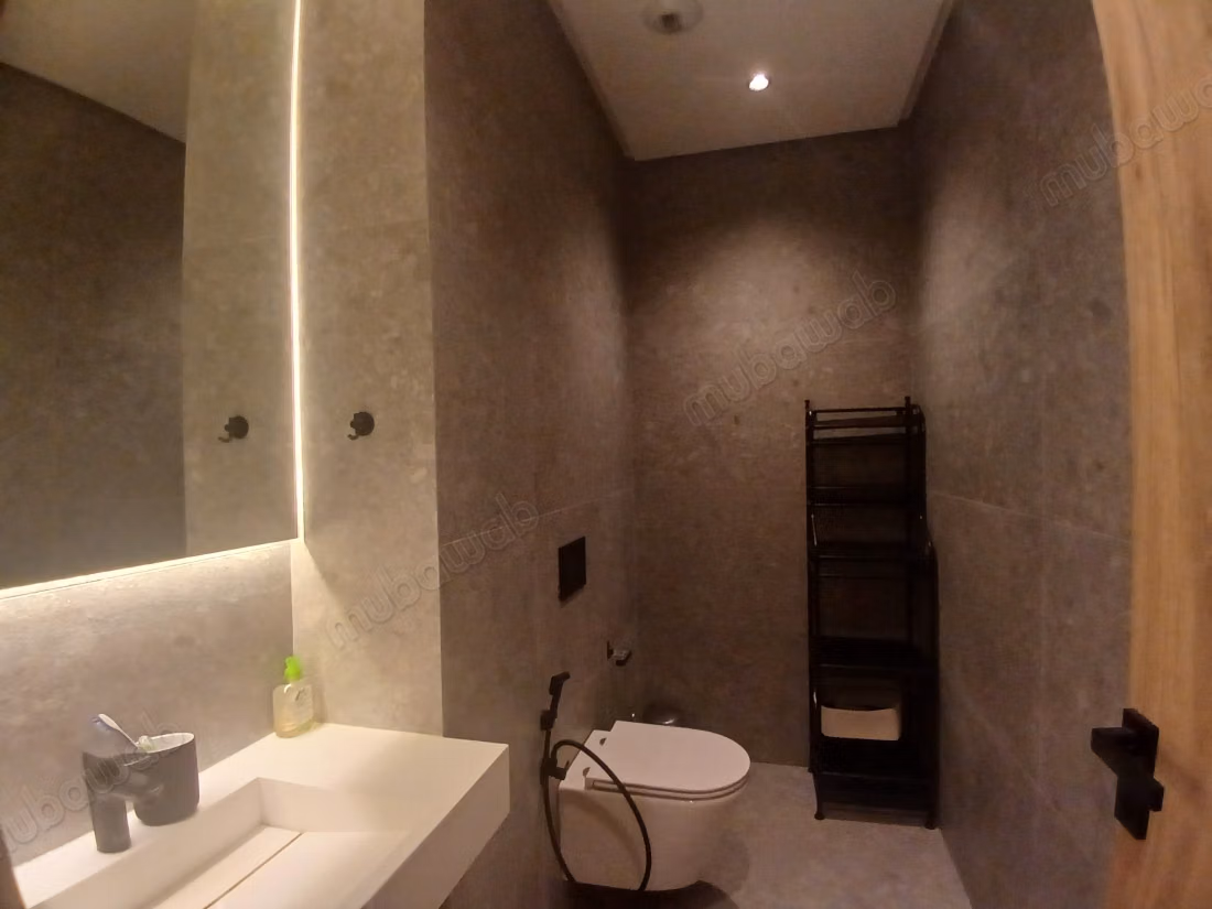Bellissimo appartamento in affitto a Souissi. 2 camere da letto confortevoli. Salotto tipico marocchino, residenza sicura