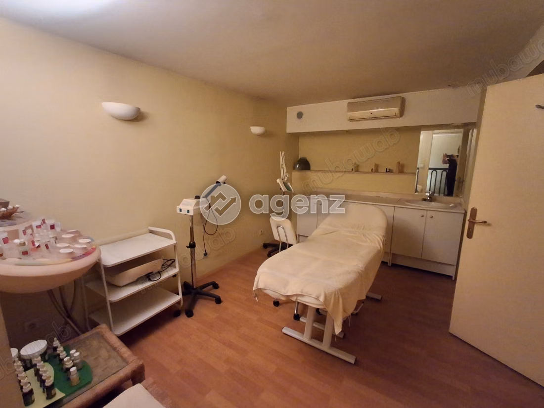 Commerce à vendre 294 m² Maârif Casablanca