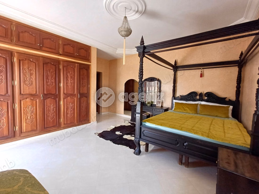 Villa à vendre 480 m², 6 chambres Cité Suisse Agadir