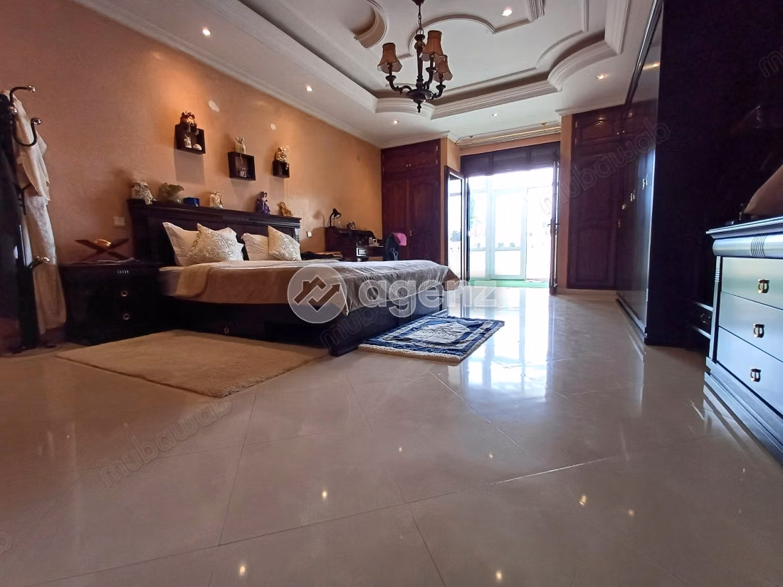 Villa à vendre 480 m², 6 chambres Cité Suisse Agadir