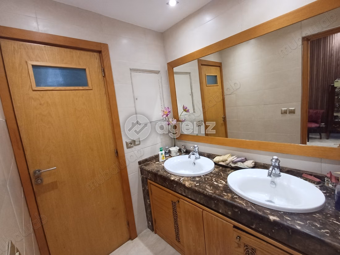 Appartement 188 m² f Les Hôpitaux — 9