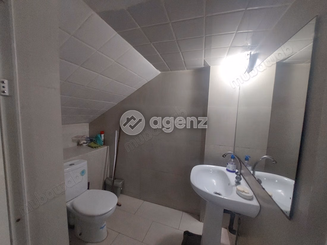 Commercial space for sale 140 m² Bourgogne Est Casablanca
