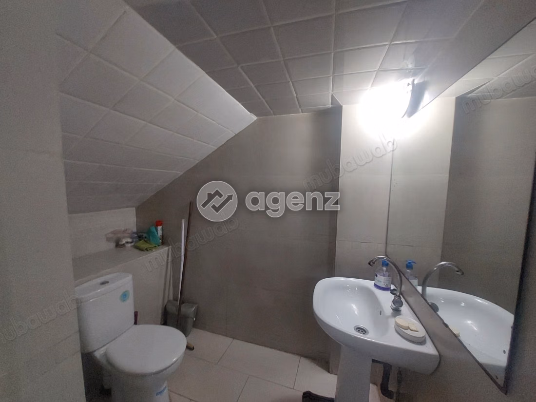 Commercial space for sale 140 m² Bourgogne Est Casablanca
