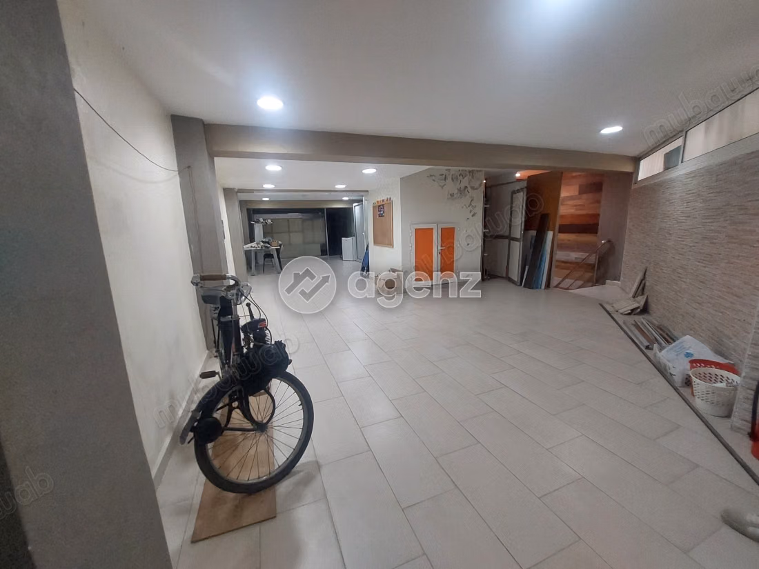 Commercial space for sale 140 m² Bourgogne Est Casablanca