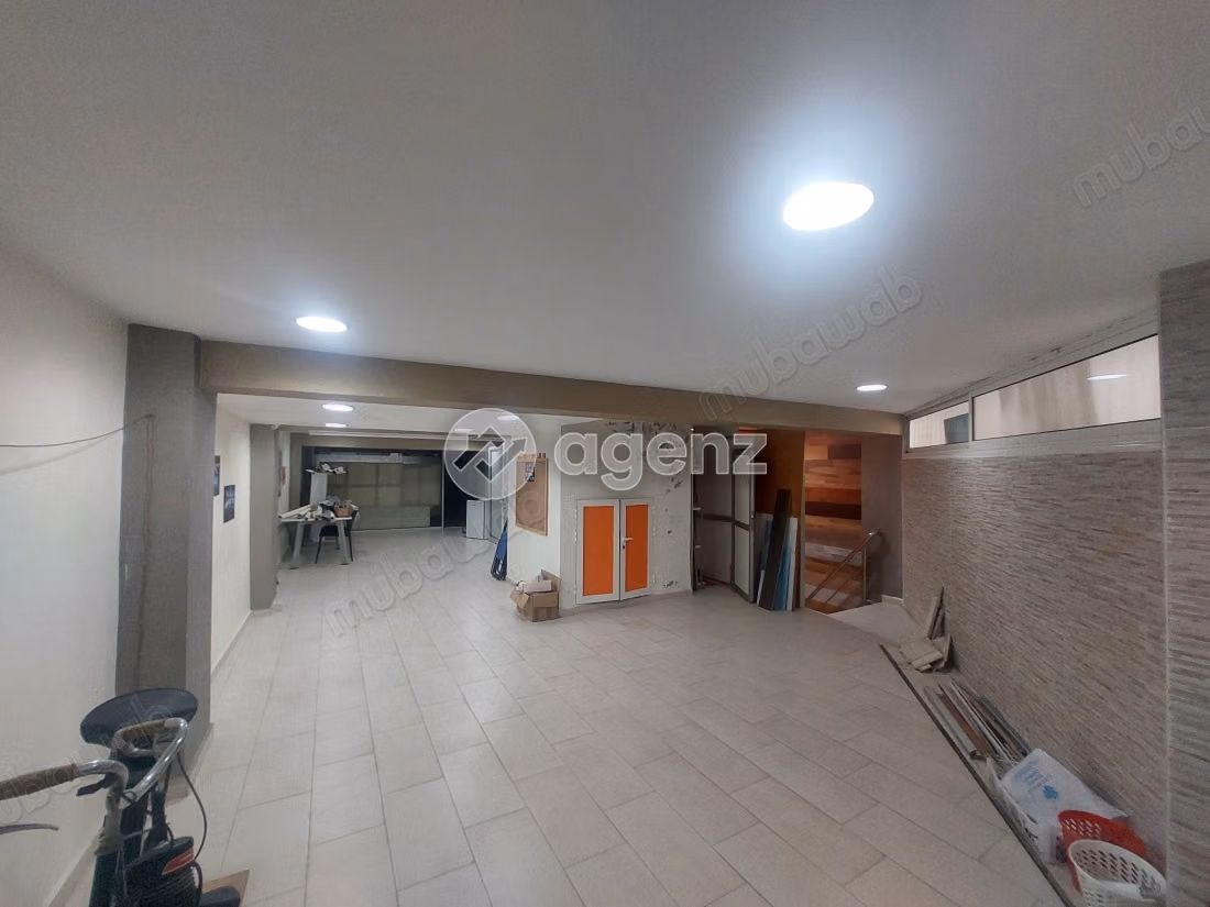 Commercial space for sale 140 m² Bourgogne Est Casablanca