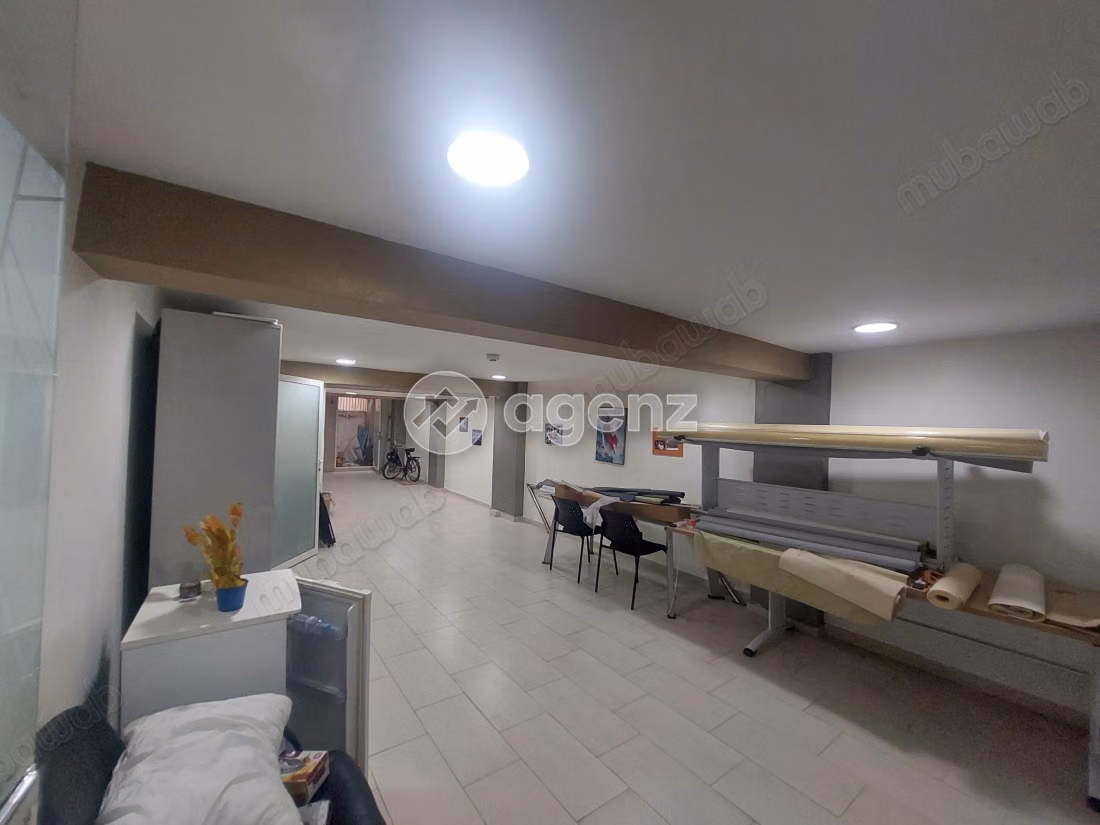 Commercial space for sale 140 m² Bourgogne Est Casablanca