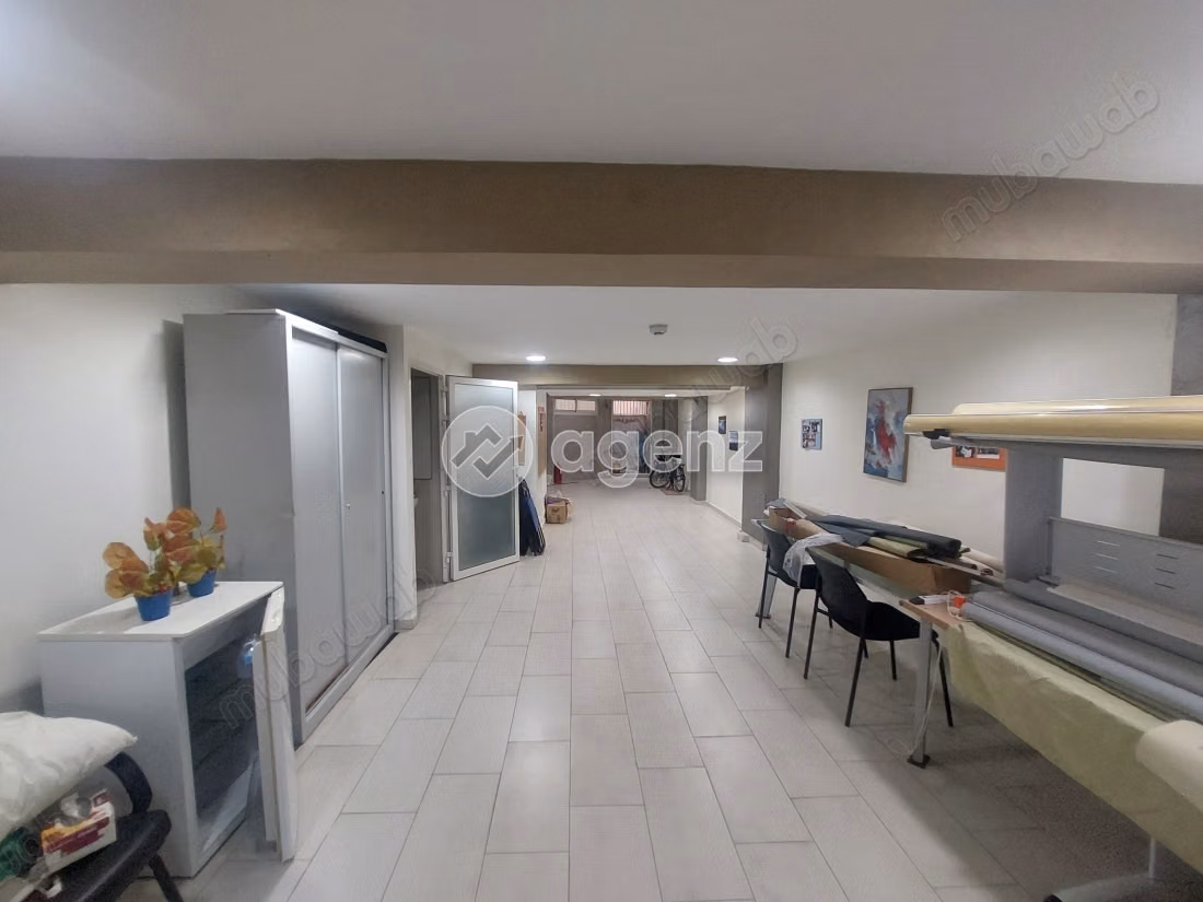 Commercial space for sale 140 m² Bourgogne Est Casablanca