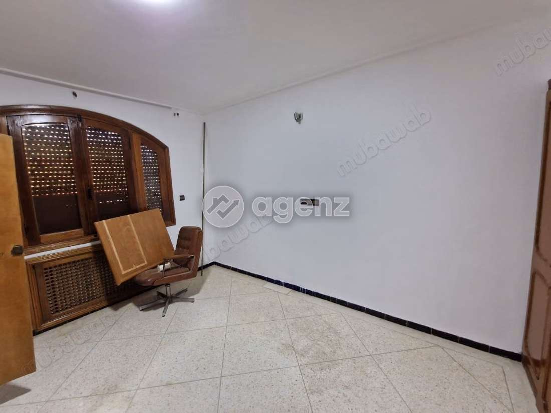 Villa in vendita 827 m², 4 camere Via Immouzer Fès