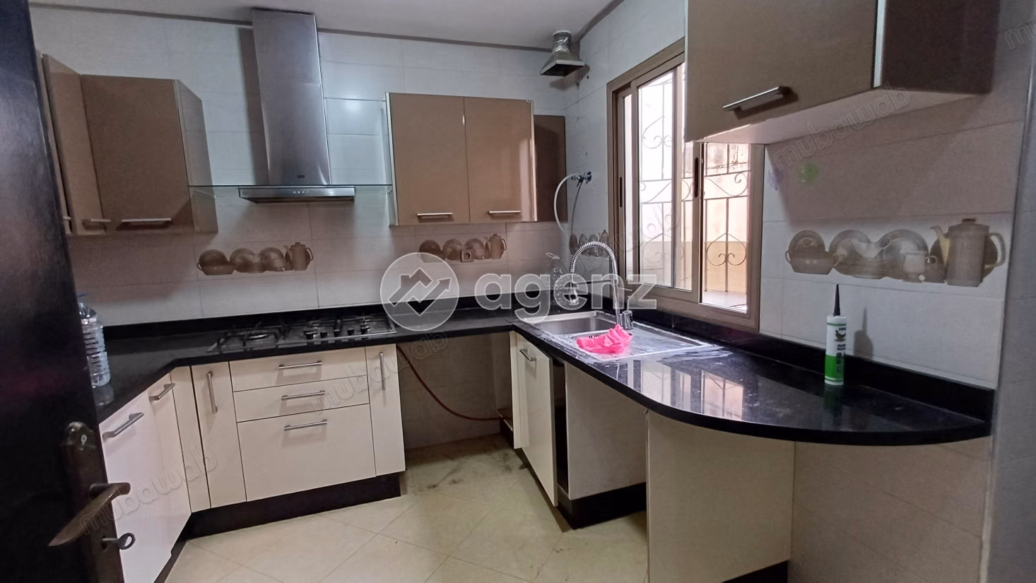 Appartement à vendre 56 m², 2 chambres 
Hay Hassani 
Casablanca — 6