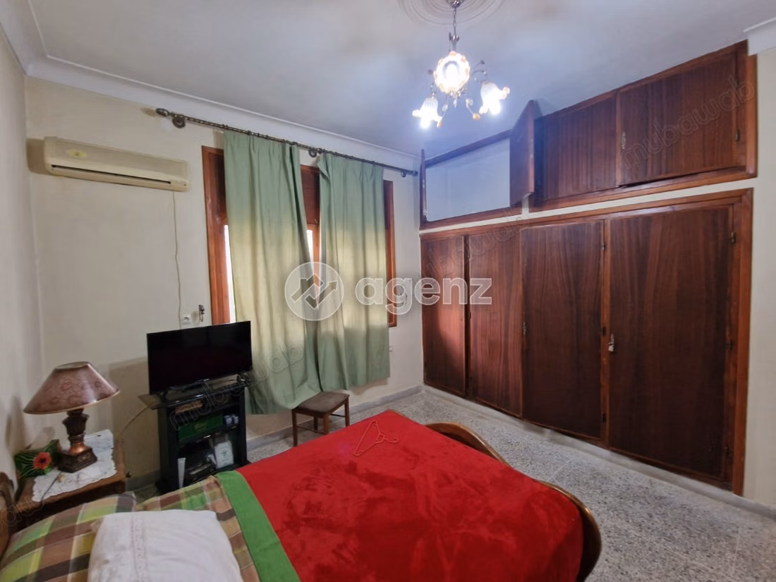 Villa en venta 340 m², 6 habitaciones Hay Badr Fès