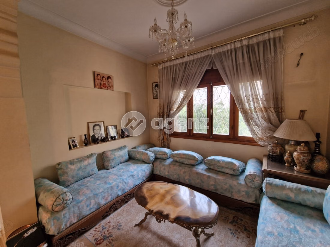 Villa en venta 340 m², 6 habitaciones Hay Badr Fès