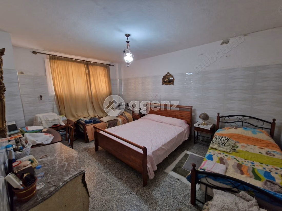 Villa en venta 340 m², 6 habitaciones Hay Badr Fès