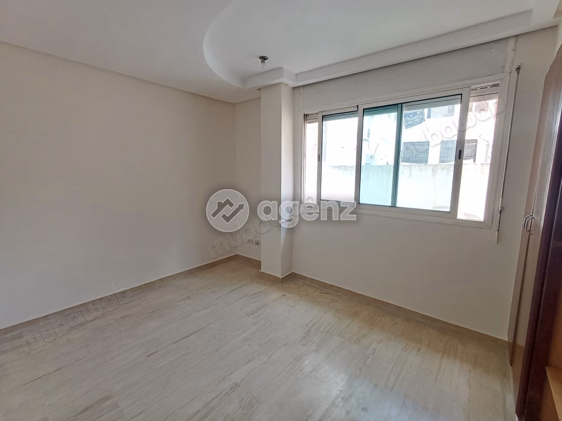 Appartement 140 m² f Burger — 18
