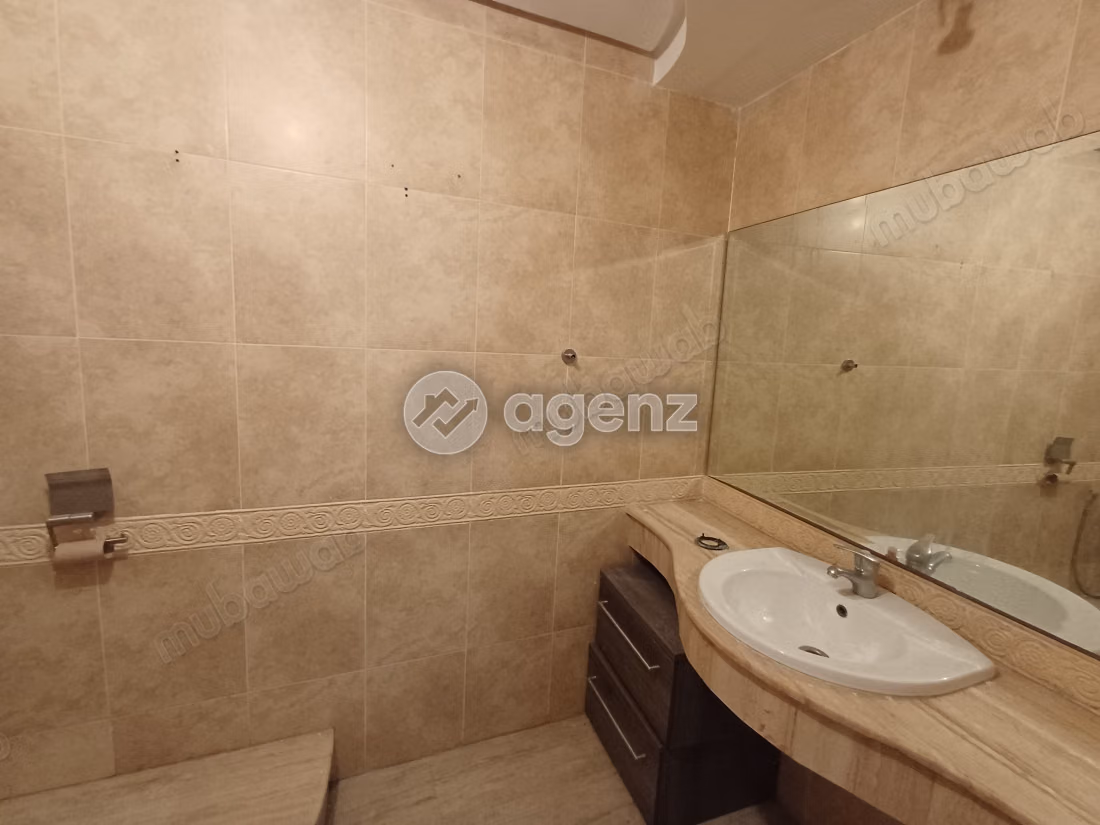 Appartement 140 m² f Burger — 8