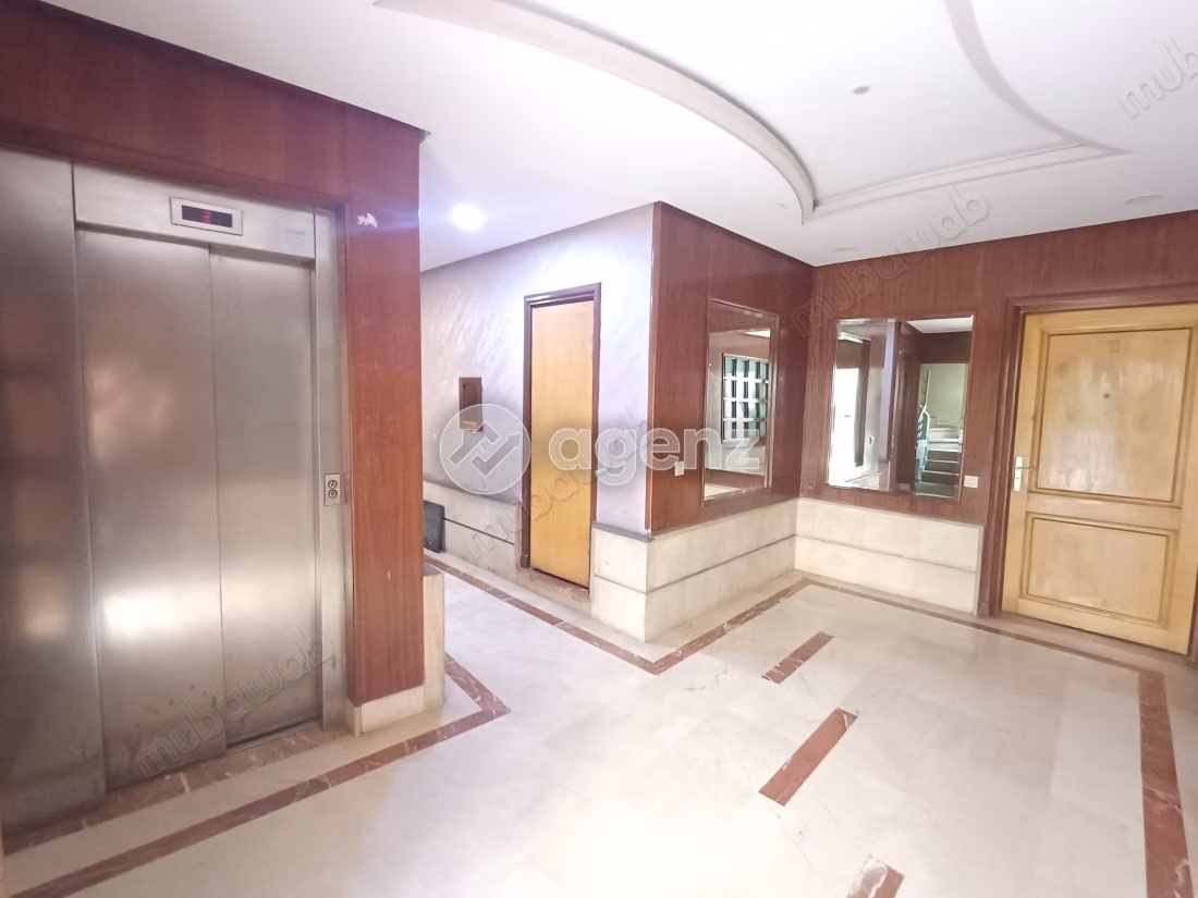 Appartement 140 m² f Burger — 9