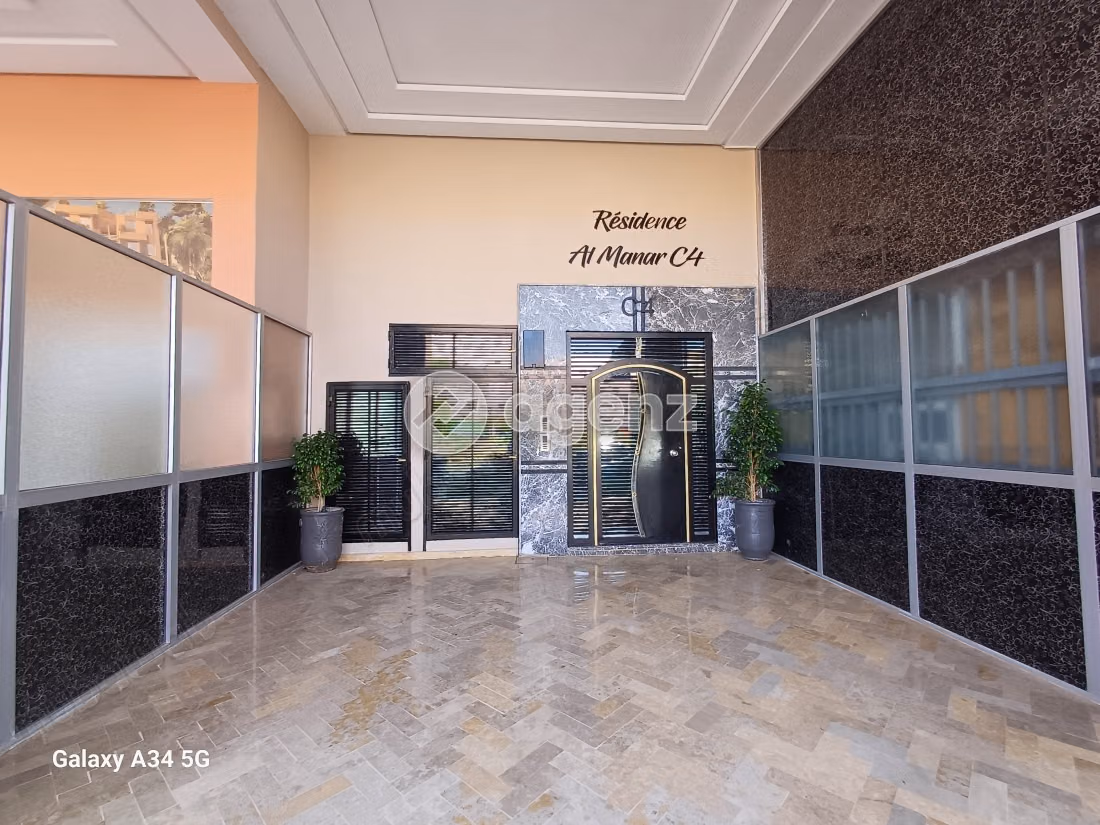 Appartement à vendre 74 m², 2 chambres 
Quartier Charaf Marrakech
