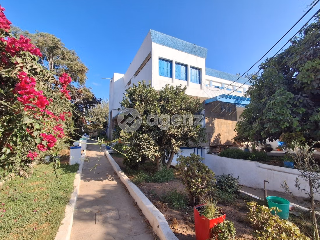 Villa à vendre 1 050 m², 7 chambres LAYAYDA Salé