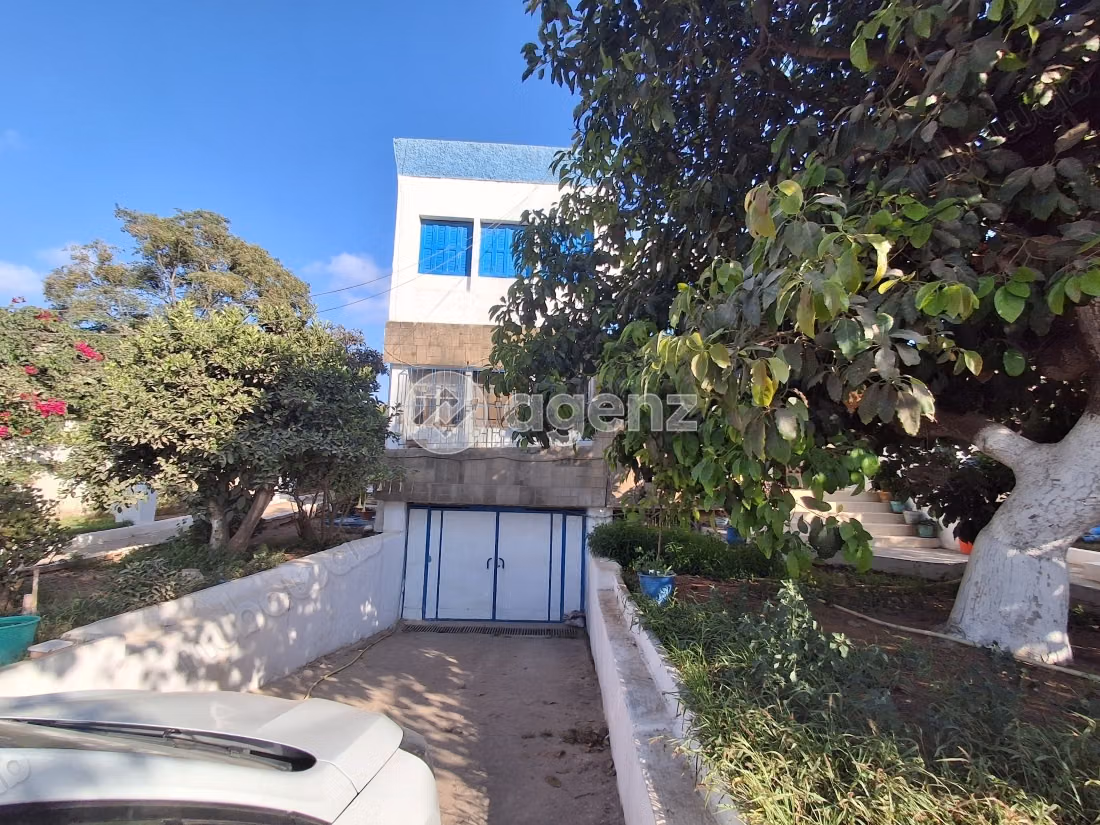 Villa à vendre 1 050 m², 7 chambres LAYAYDA Salé