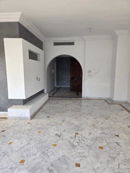 Location un grand s3 au centre urbain nord