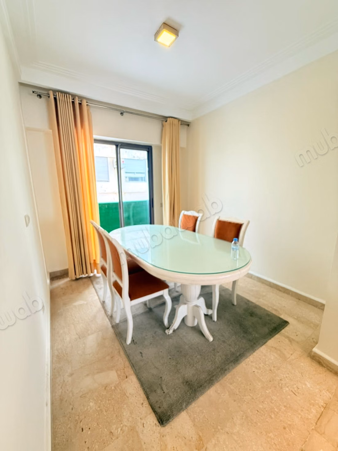 Joli Appartement meublé quartier les princesses