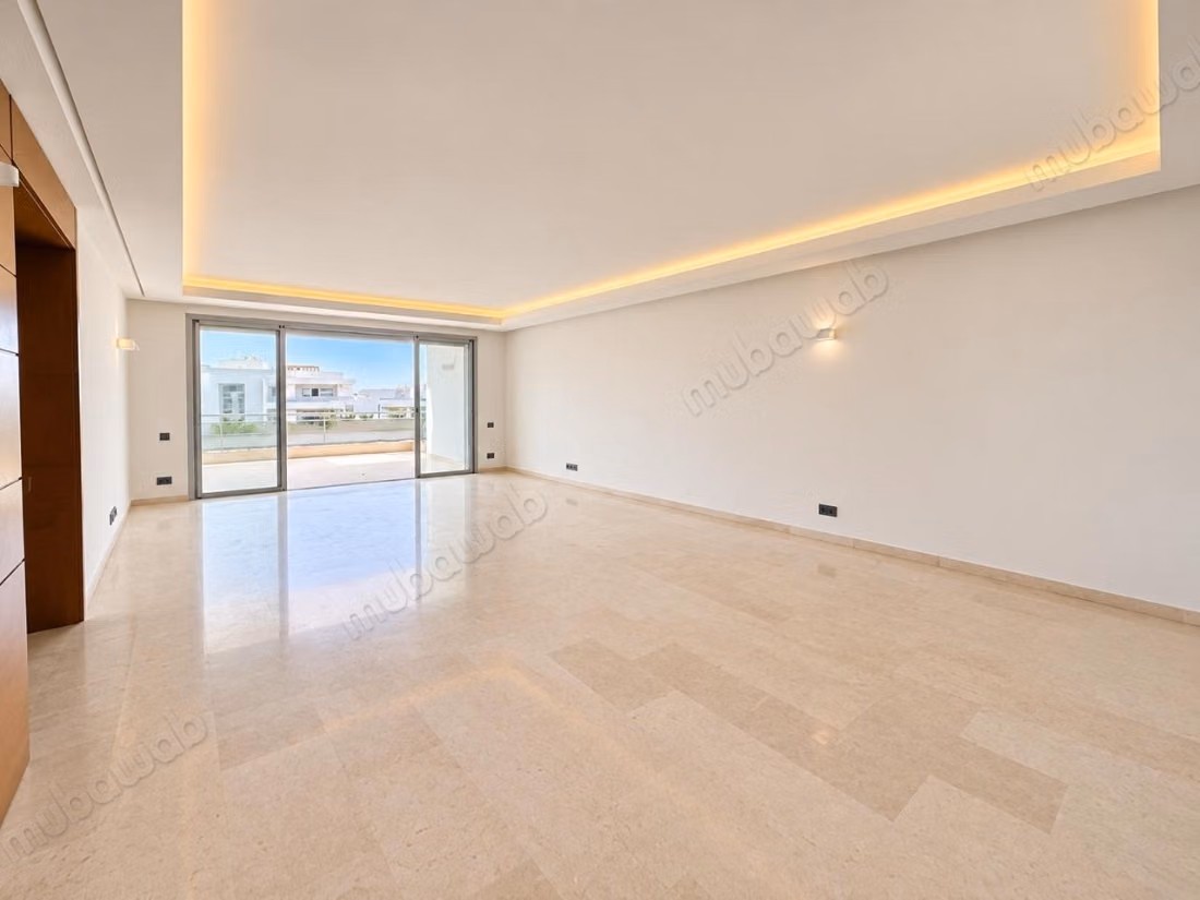 Ain Diab/Appartement à vendre 200m² 
Vue mer — 6