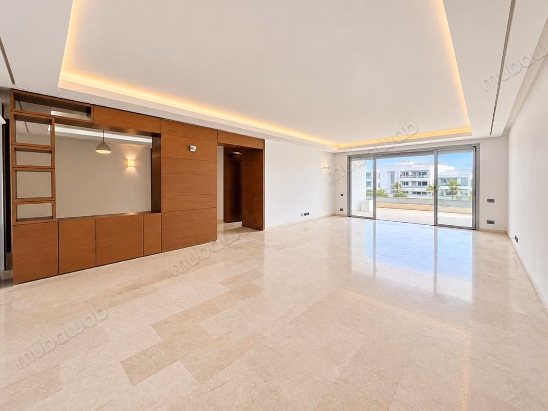 Ain Diab/Appartement à vendre 200m² 
Vue mer — 3