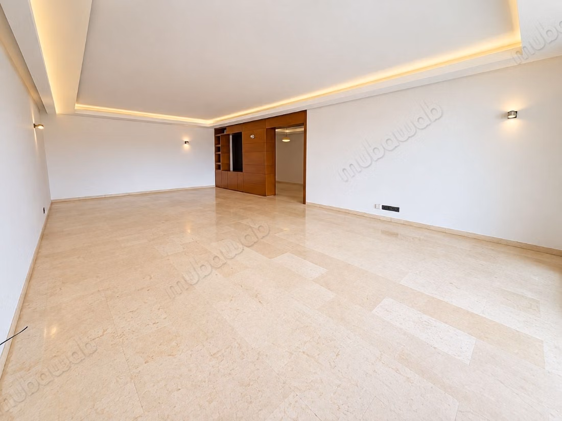 Ain Diab/Appartement à vendre 200m² 
Vue mer — 4