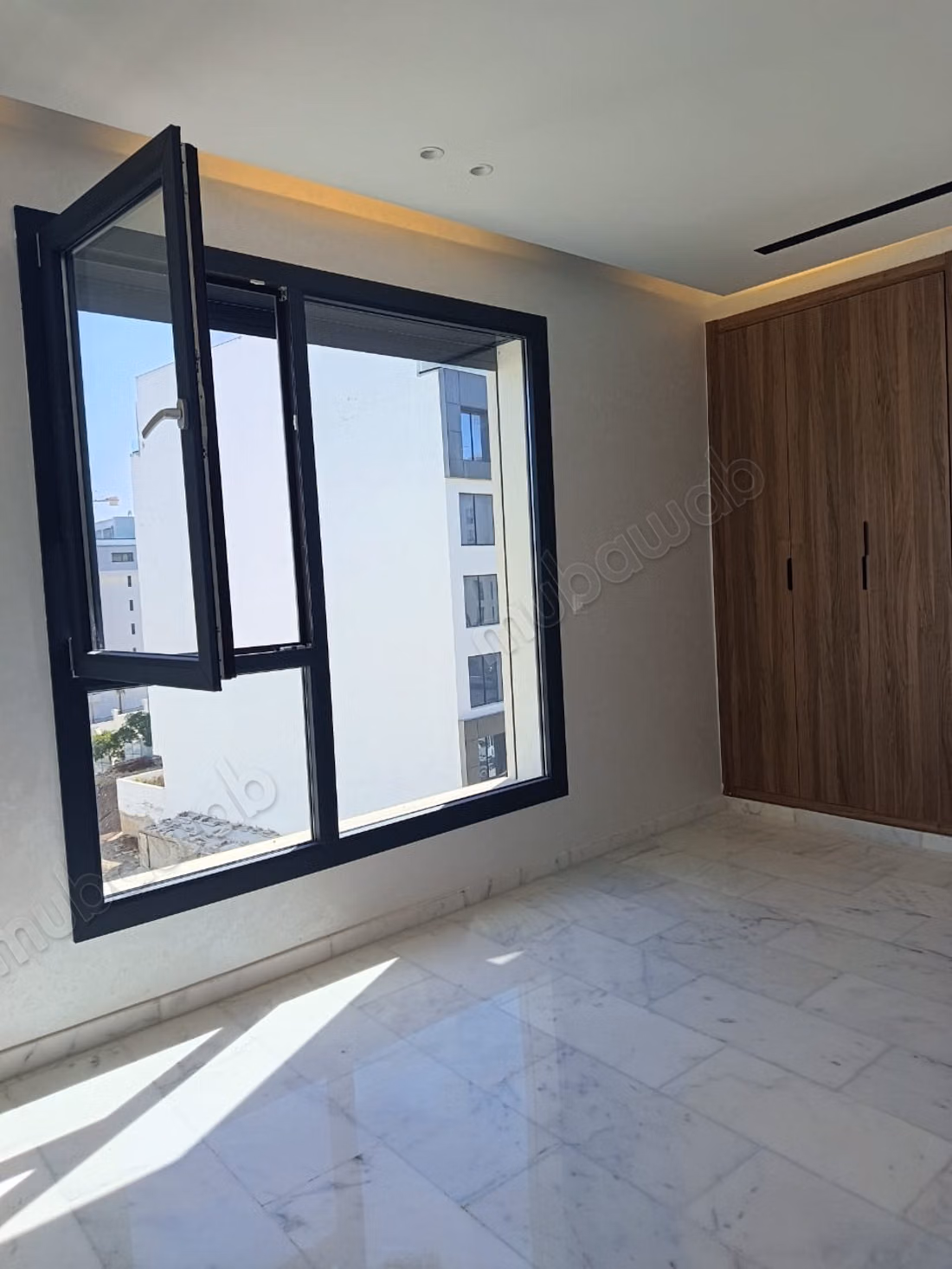 Appartement vision su la rue