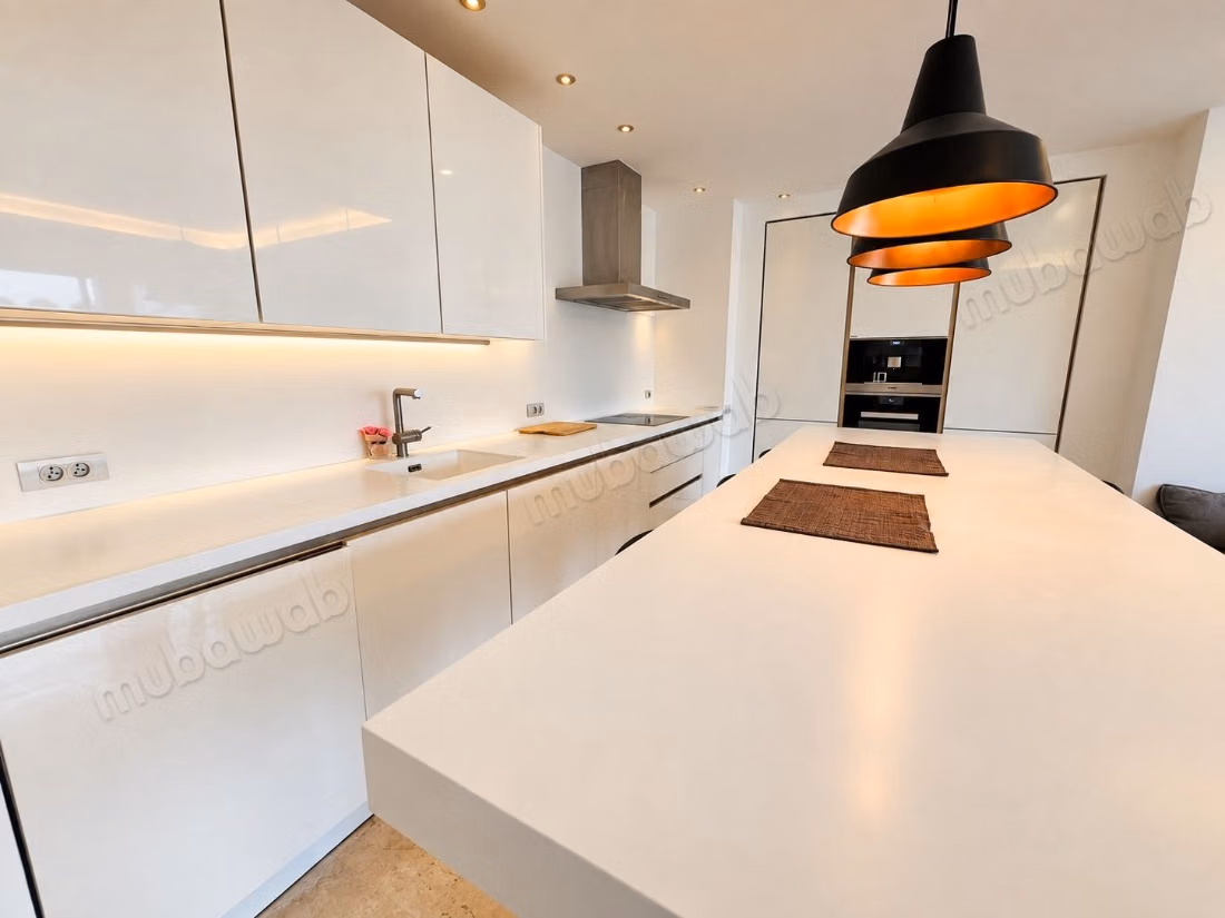 Triangle d'Or/Appartement meublé 125m² 2ch
