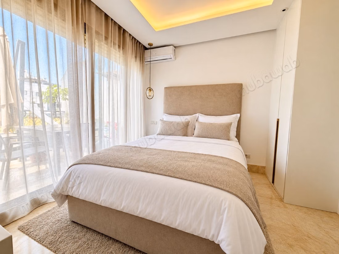 Triangle d'Or/Appartement meublé 125m² 2ch