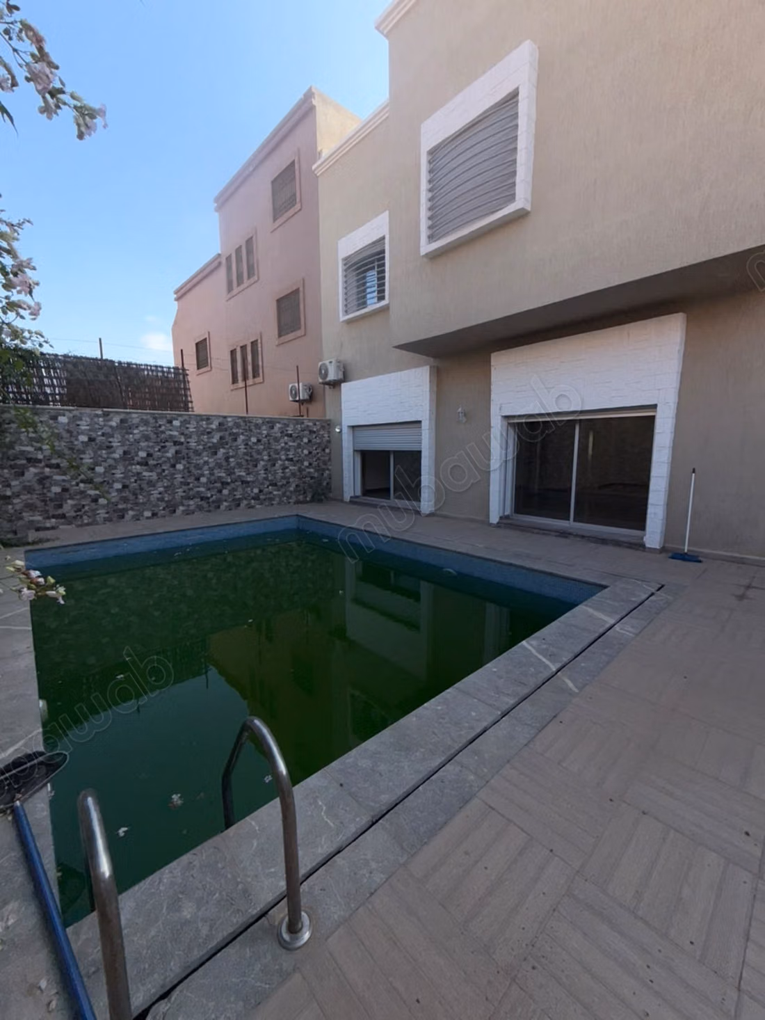 In affitto villa eccezionale nel quartiere Targa